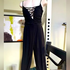 Fashion Nova Women's Jumpsuit Criss Cross Front - Black, S